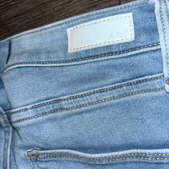 Abercrombie & Fitch side 00 HARPER LOW RISE JEAN LEGGING - Picture 10 of 10